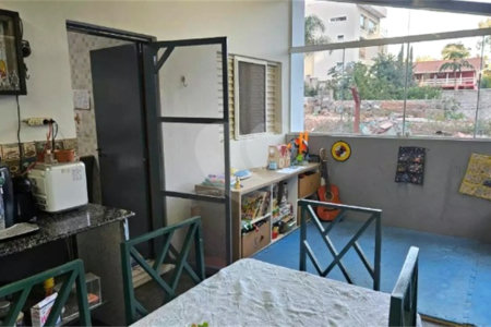 Casa à venda com 3 quartos, sendo 2 suítes, no condomínio Vinhas da Vista Alegre - Lado Café, Vinhedo - SP