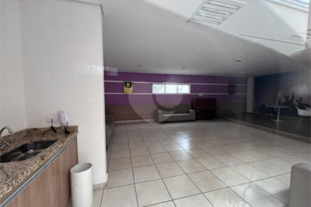 Apartamento à venda com 3 quartos, sendo 1 suíte,  em Parque Três Meninos, Sorocaba, SP