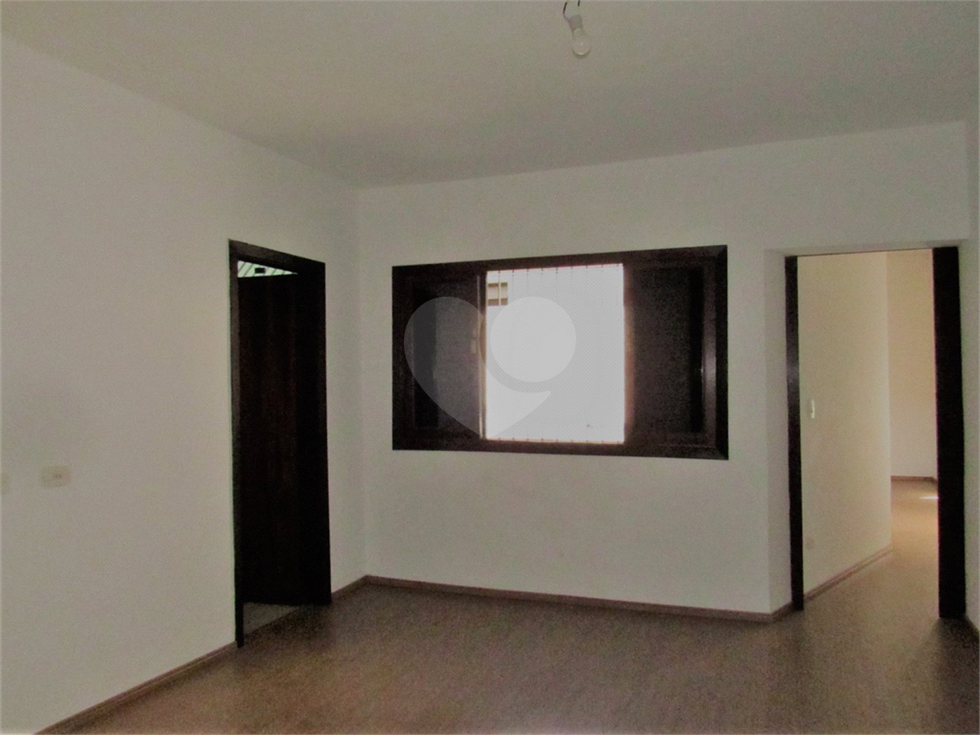 Casa à venda com 3 quartos, sendo 1 suíte, em Santo Amaro, São Paulo, SP