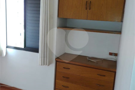 Apartamento à venda com 3 quartos, sendo 1 suíte, em Saúde, São Paulo, SP