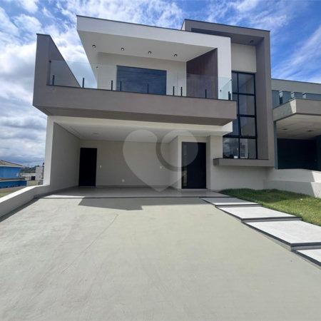 Casa à venda com 3 suítes no condomínio Campos do Conde I e II, Sorocaba - SP