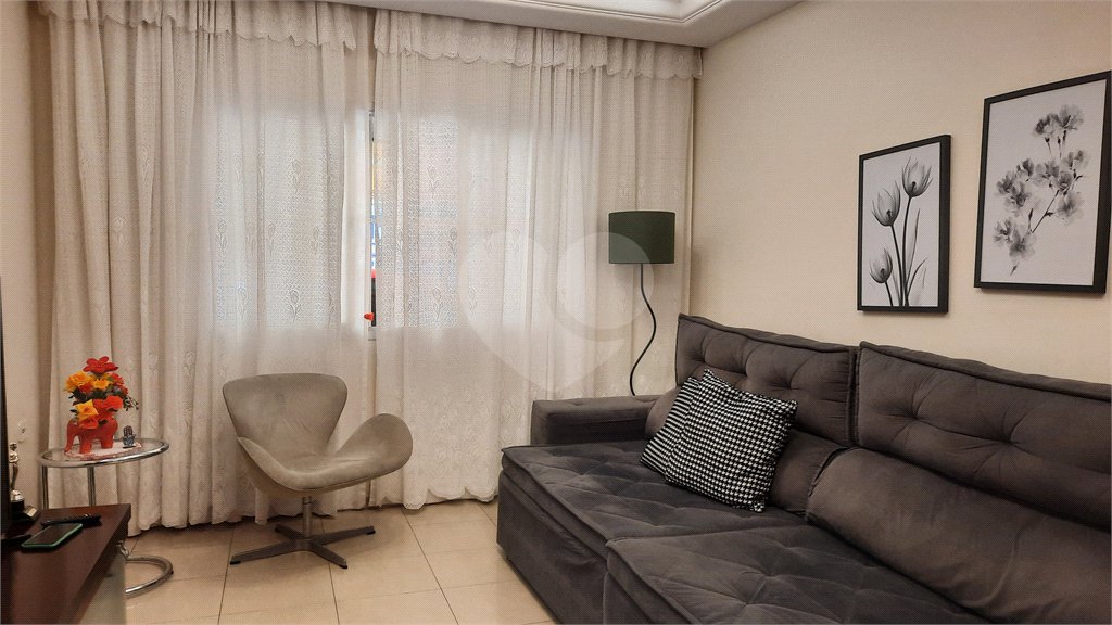 Sobrado à venda com 3 quartos, sendo 1 suíte, em Jardim Marajoara, São Paulo, SP
