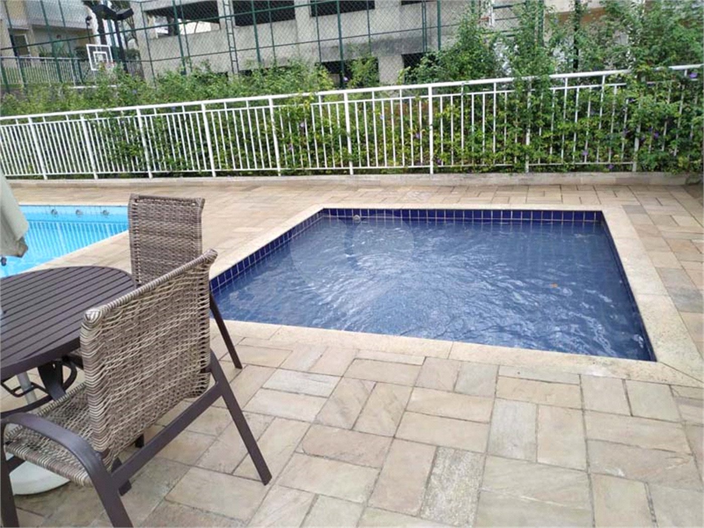 Apartamento à venda com 3 quartos, sendo 1 suíte, em Vila Paulo Silas, São Paulo, SP