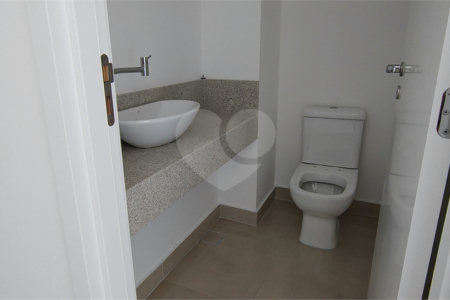 Apartamento à venda com 2 suítes em Parque Campolim, Sorocaba, SP