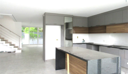 Casa à venda com 4 suítes no condomínio Premiere, São Paulo - SP