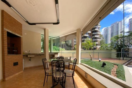 Apartamento à venda com 3 suítes em Vila Suzana, São Paulo, SP