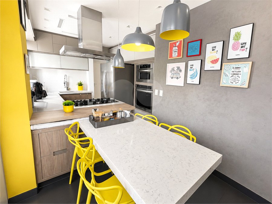 Apartamento à venda com 4 quartos, sendo 3 suítes, em Santa Cecília, São Paulo, SP