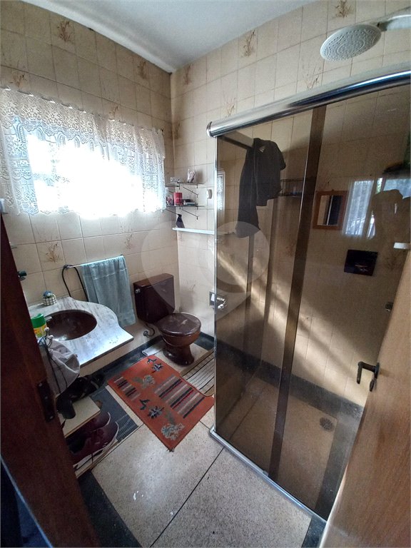 Casa à venda com 6 quartos, sendo 2 suítes, no Brasilândia, São Paulo, SP