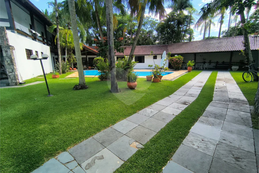 Casa à venda com 6 suítes em Costa do Sol, Bertioga, SP