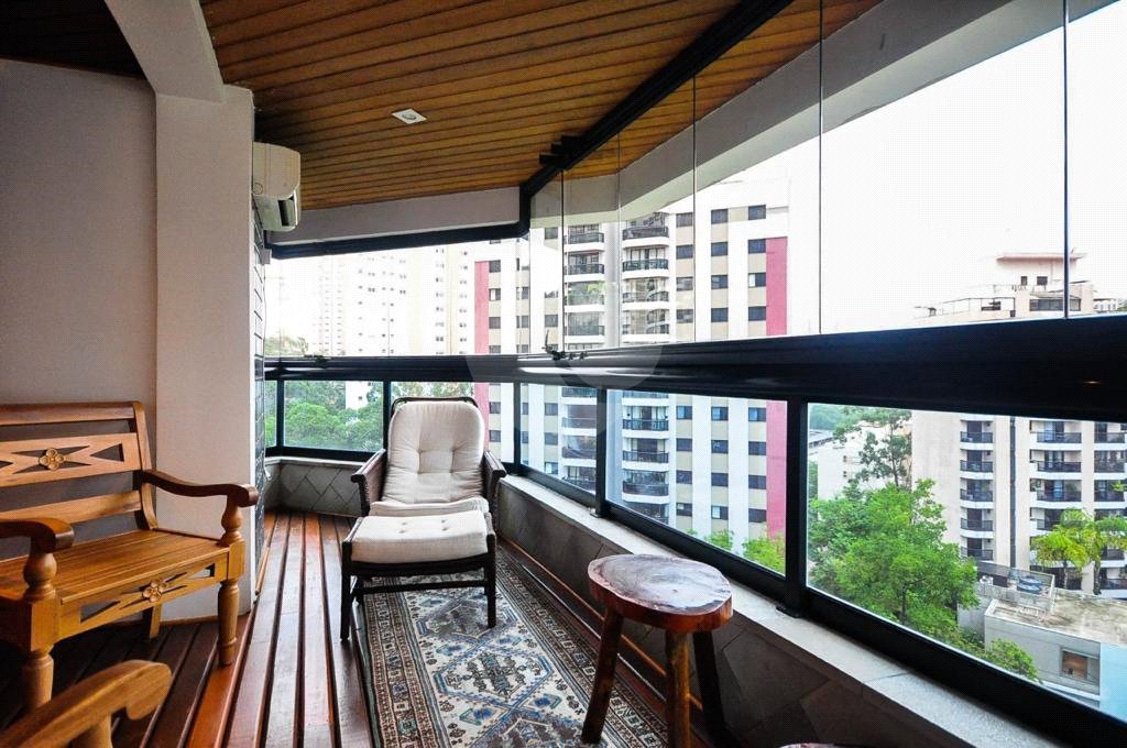 Apartamento à venda com 4 suítes em Vila Andrade, São Paulo, SP