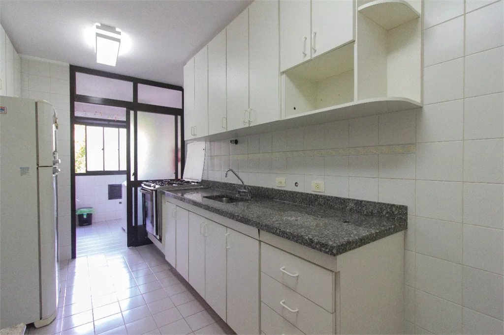 Apartamento à venda com 3 quartos, sendo 2 suítes,  em Vila Andrade, São Paulo, SP