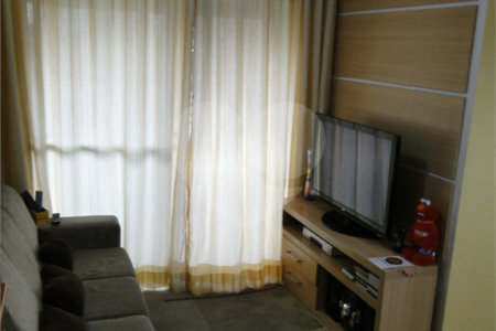 Apartamento à venda com 3 quartos, sendo 1 suíte,  em Vila Vermelha, São Paulo, SP