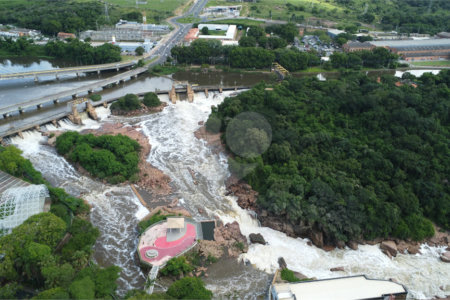 Casa à venda com 2 quartos no condomínio Fechado Village Haras São Luiz II, Salto - SP