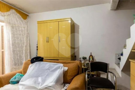 Sobrado à venda com 4 quartos, sendo 1 suíte,  em Vila Dalila, São Paulo, SP