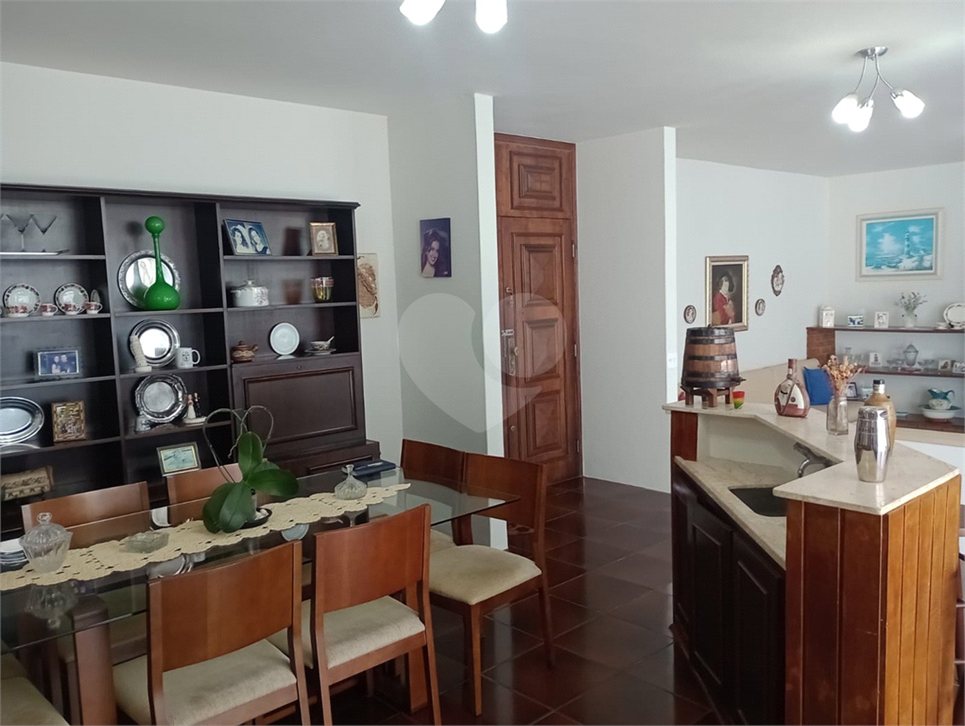 Casa à venda com 4 quartos, sendo 1 suíte, em Vila Rosa, Itapetininga, SP