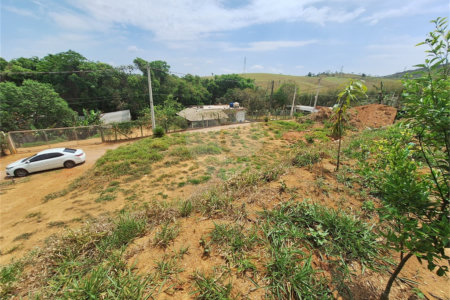 Terreno à venda com 1 suíte em Caixa D´água, Vinhedo, SP