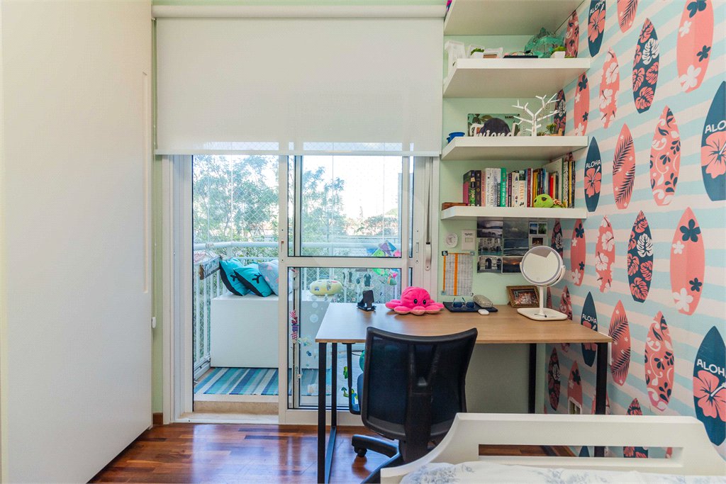 Apartamento à venda com 3 suítes em Vila Cordeiro, São Paulo, SP