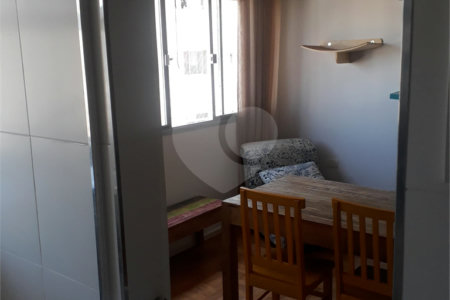 Apartamento à venda com 2 quartos em Vila Cordeiro, São Paulo, SP