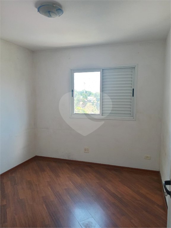 Apartamento à venda com 3 quartos, sendo 1 suíte,  em Vila Suzana, São Paulo, SP