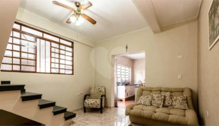Sobrado à venda com 4 quartos, sendo 1 suíte,  em Vila Dalila, São Paulo, SP