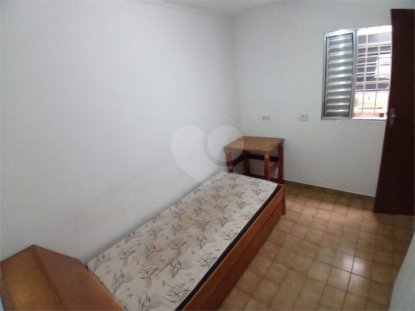 Casa Térrea à venda ou para alugar com 4 quartos, sendo 1 suíte, em Jardim Aeroporto, São Paulo, SP