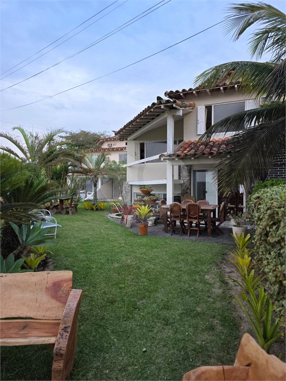 Casa à venda com 5 quartos, sendo 1 suíte,  em Praia Rasa, Armação dos Búzios, RJ