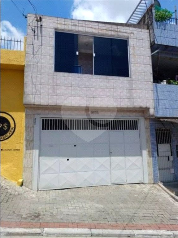 Sobrado à venda com 4 quartos em Cidade Kemel, Poá, SP