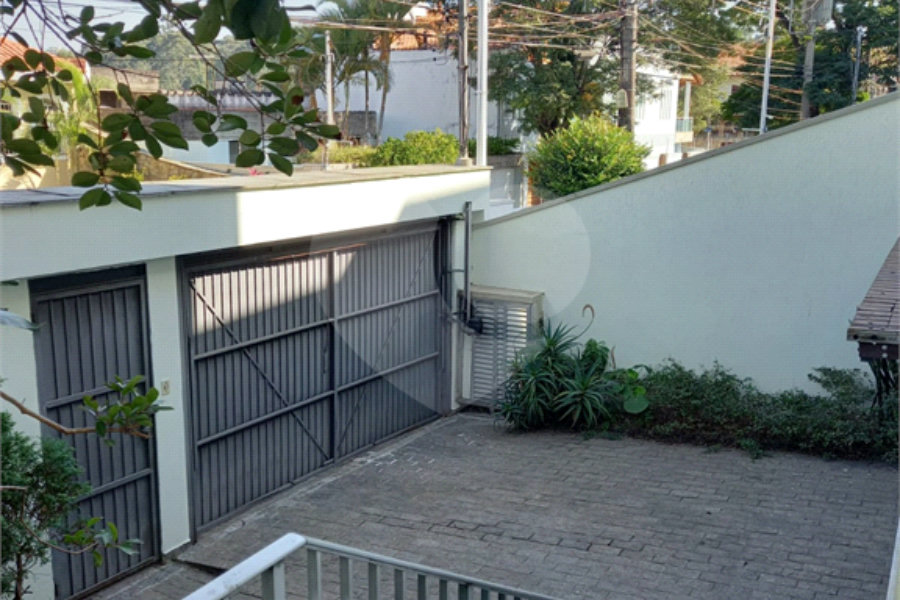 Sobrado à venda com 5 quartos, sendo 2 suítes,  em Tremembé, São Paulo, SP