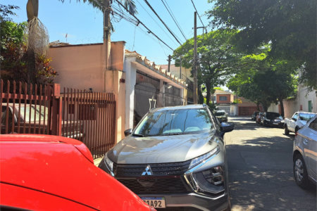 Sobrado à venda com 3 quartos em Campo Belo, São Paulo, SP