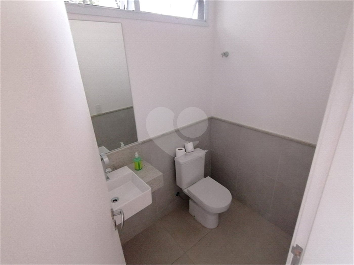 Apartamento à venda com 3 quartos, sendo 1 suíte, em Jardim Paulista, São Paulo, SP
