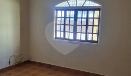 Casa à venda com 3 quartos em Jardim São Jorge (raposo Tavares), São Paulo, SP