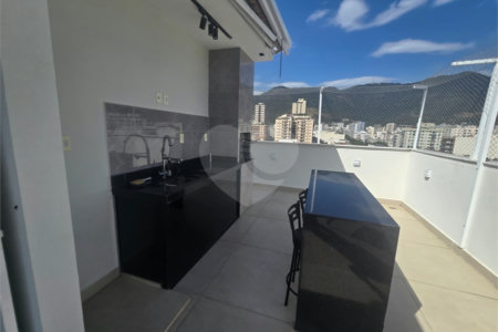 Cobertura à venda com 3 quartos, sendo 2 suítes,  em Vila Isabel, Rio de Janeiro, RJ