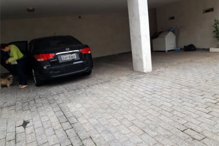 Casa à venda ou para alugar com 5 suítes em Jardim Leonor, São Paulo, SP