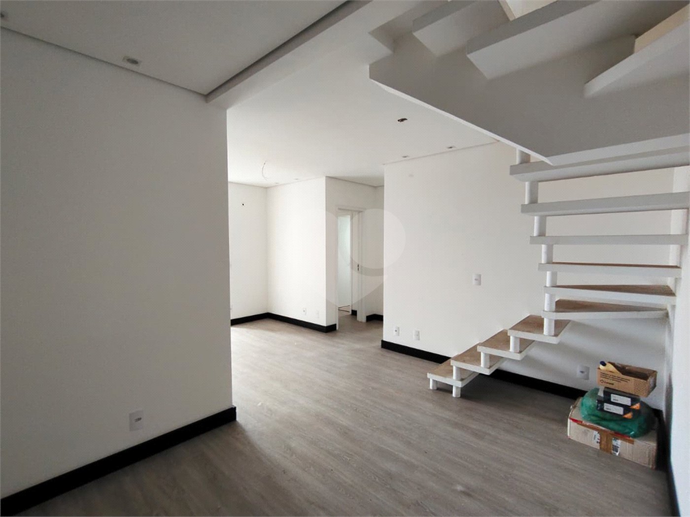 Duplex à venda com 2 quartos, sendo 1 suíte, em Vila Ginez, Itapetininga, SP