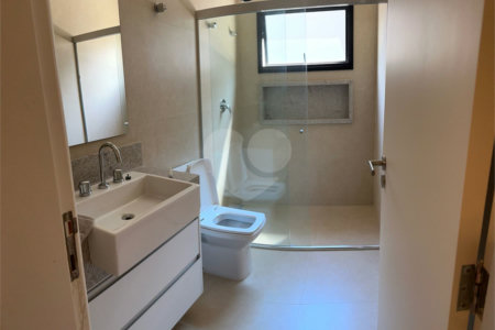 Casa à venda com 5 suítes no condomínio Porto de Atibaia, Atibaia - SP