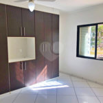 Casa à venda com 4 quartos, sendo 2 suítes, no condomínio Estância Marambaia, Vinhedo - SP