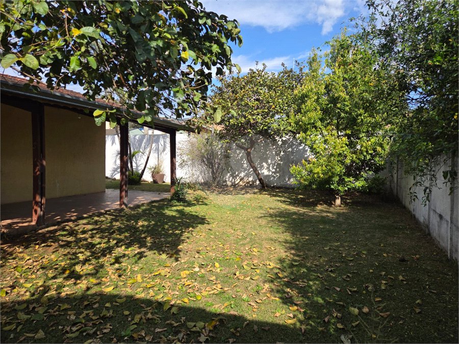 Casa à venda com 3 quartos, sendo 2 suítes, em Vila Helena, Atibaia, SP