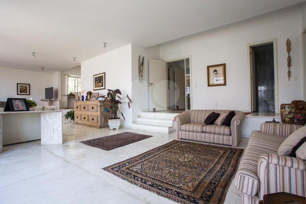Apartamento à venda com 4 suítes em Jardim Fonte do Morumbi, São Paulo, SP