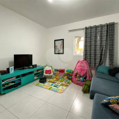 Casa à venda com 3 quartos, sendo 1 suíte, em Vila Barcelona, Sorocaba, SP