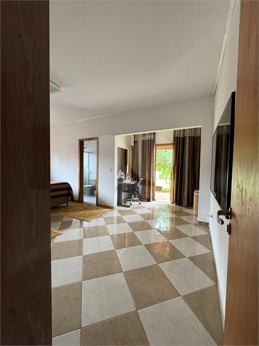 Casa à venda com 3 quartos, sendo 1 suíte, no condomínio Haras São Luiz, Salto - SP