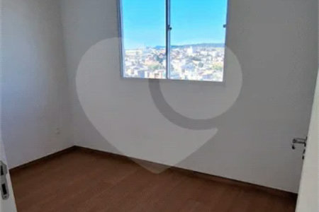 Apartamento de 42m² à venda na Vila Nova Bonsucesso, em Guarulhos, com 2 dormitórios e 1 vaga de garagem.