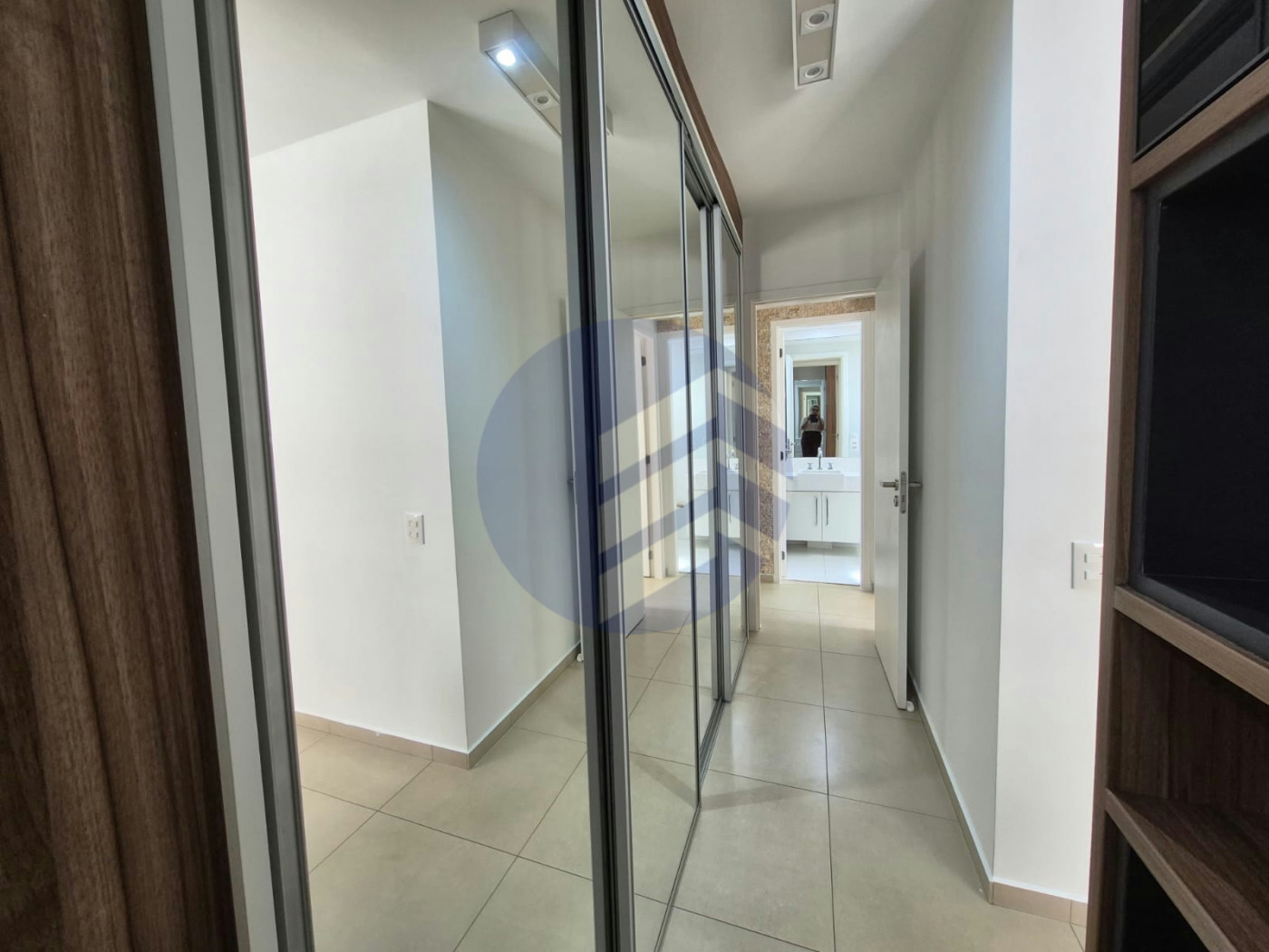 Apartamento à venda ou para alugar, 110m² com 2 quartos, sendo 1 suíte, escritório e  vagas Condomínio Paulistano, São Paulo - SP