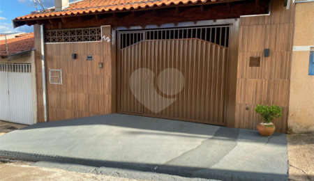 Casa à venda com 2 quartos, sendo 1 suíte,  em Residencial Astolpho Luiz do Prado, São Carlos, SP