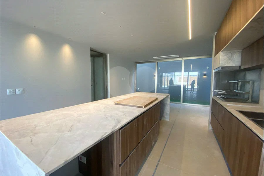 Linda casa em condomínio fechado para alugar no Condomínio Alphaville