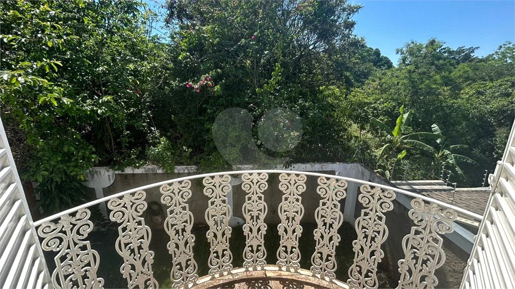 Venda Casa com 4 Dormitórios no Parque Santa Cecília