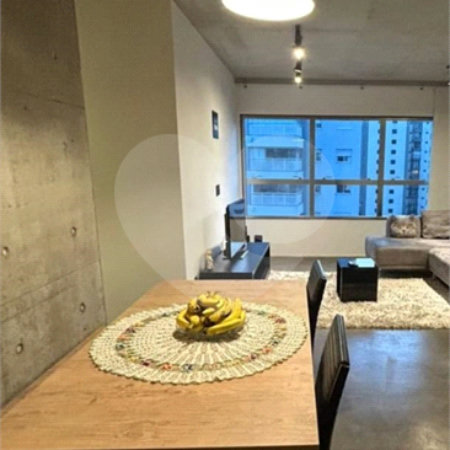 Apartamento 2 quartos, sendo 1suíte. 2 banheiros. Cozinha americana. Living com 2 ambientes com varanda gourmet,