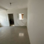 Casa à venda com 2 quartos, sendo 1 suíte, no condomínio Residencial João Turra, São Paulo - SP