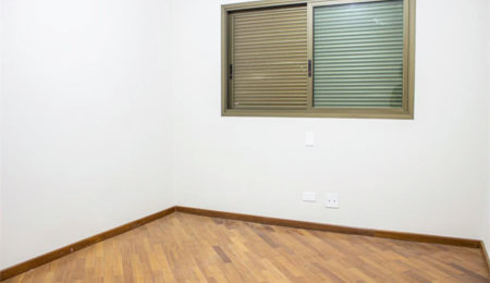 Apartamento à venda com 3 suítes em Jardim Londrina, São Paulo, SP