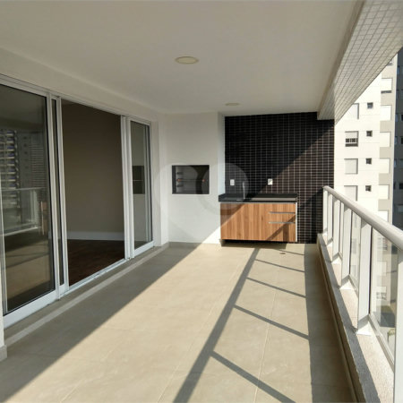 Apartamento à venda com 3 suítes em Vila Anastácio, São Paulo, SP