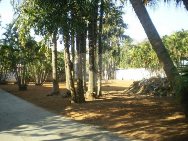 Sobrado à venda com 7 quartos, sendo 4 suítes,  em Jardim Petrópolis, São Paulo, SP